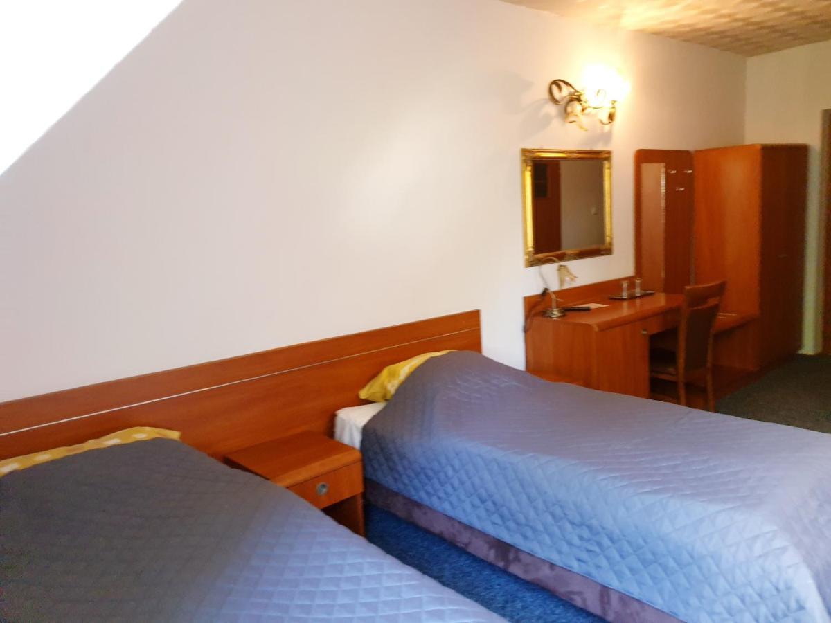 Willa Park Ostrowiec Świętokrzyski Kültér fotó