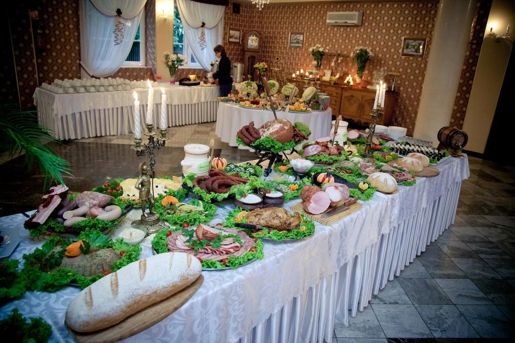 Willa Park Ostrowiec Świętokrzyski Kültér fotó