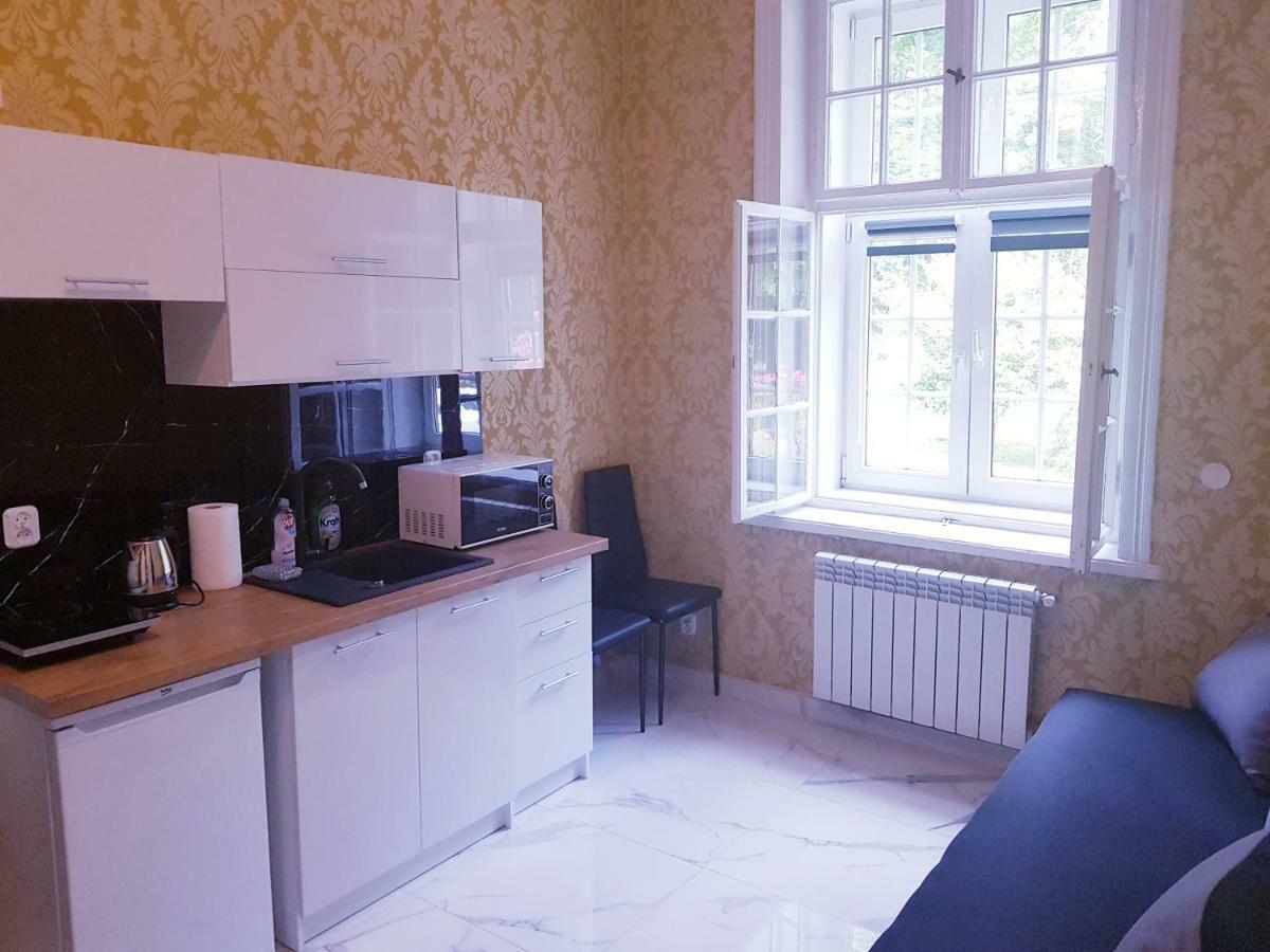 Willa Park Ostrowiec Świętokrzyski Kültér fotó